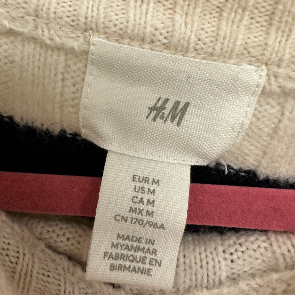 H&M Rib Knit Sweater Size M - Picture 4 of 5
